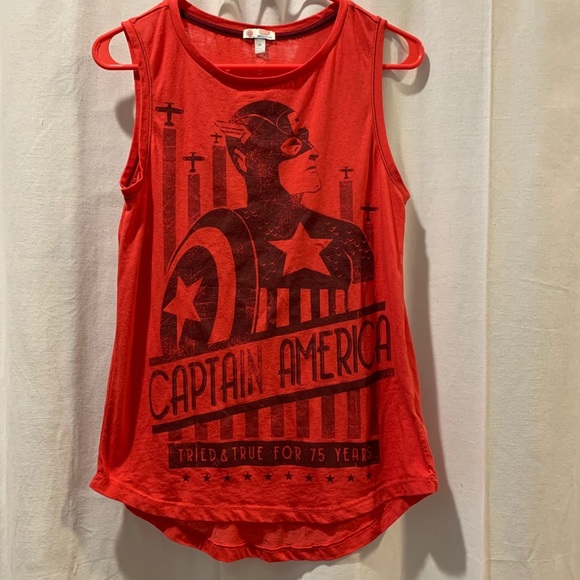 Marvel Captain America Tank Top Her Universe - Picture 1 of 3